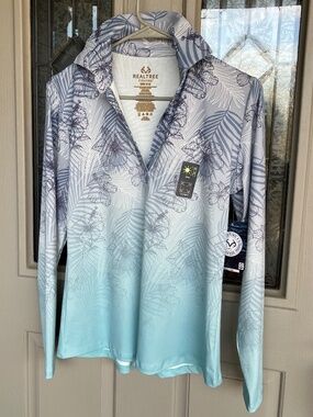 REALTREE V-NECK FISHING SHIRT, WOMENS SIZE SMALL, NEW WITH TAG, BLUE FLORAL